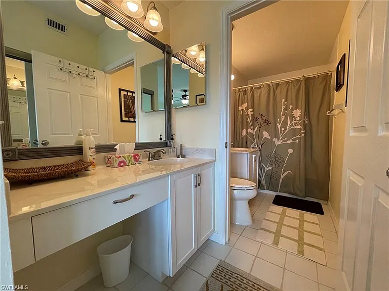 1070 Woodshire Ln #E204 — Photo 16