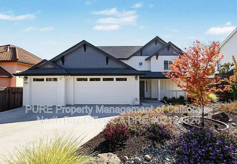 1920 Fountainview Cir — Photo 2