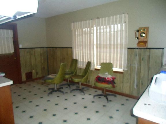 5th image of 2838 Knotty Oaks Trl