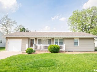217 W Clark St, Morton, IL 61550