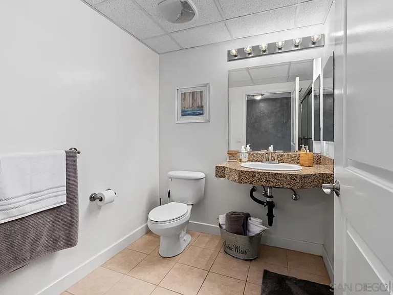 1080 Park Blvd #512 — Photo 8