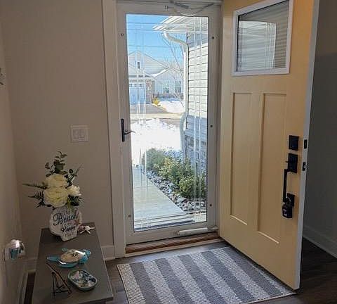 4th image of 17 Senators Way