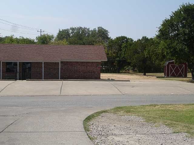 1st image of 1300 Lantana Dr