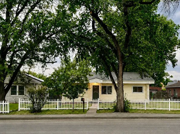 1126 College Ave, Canon City, CO 81212