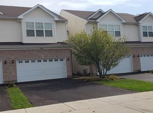 961 Como Cir #0, Hampshire, IL 60140