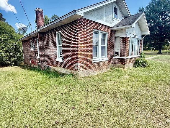 2nd image of 40169 Hamilton Rd