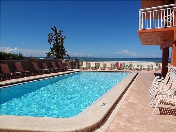 3rd image of 19440 Gulf Blvd #304
