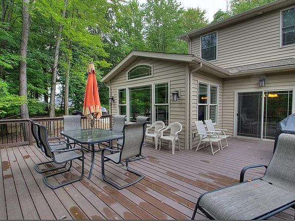 5th image of 8278 Quarry View Dr