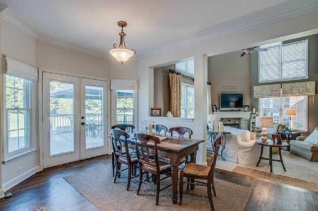 2nd image of 1009 Carden Dr