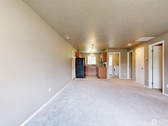 3rd image of 1310 SW Riparian Court