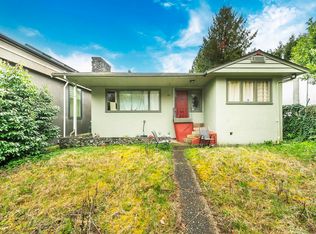 14 W 37th Ave, Vancouver, BC V5Y 2N1