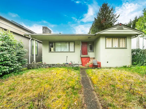 14 W 37th Ave, Vancouver, BC V5Y 2N1