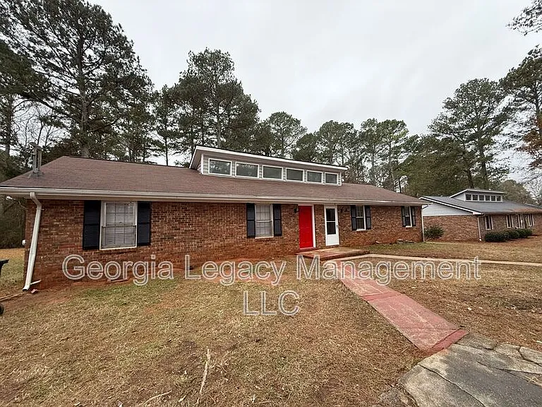 365 Fowler Dr — Photo 7