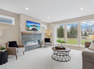 2063 Brookview St, Shakopee, MN 55379