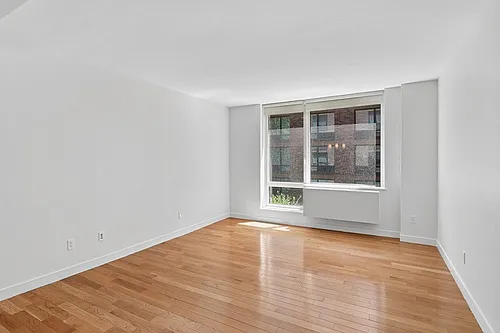 3260 Henry Hudson Pkwy E #3E Photo 1