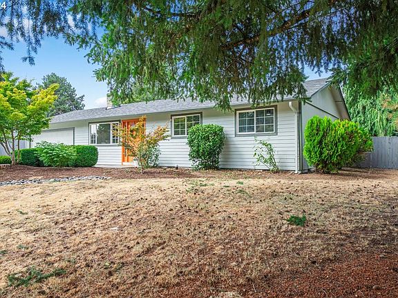 3rd image of 4104 NE 139th Ave