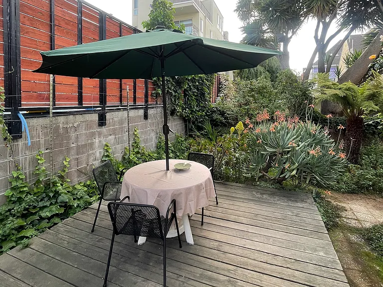 102 Hamilton Pl — Photo 6