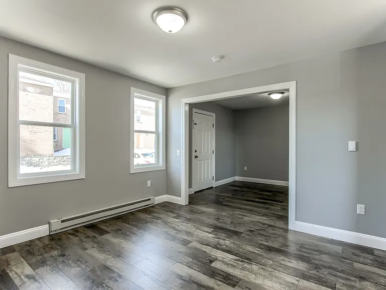 1800 Lehman St — Photo 36