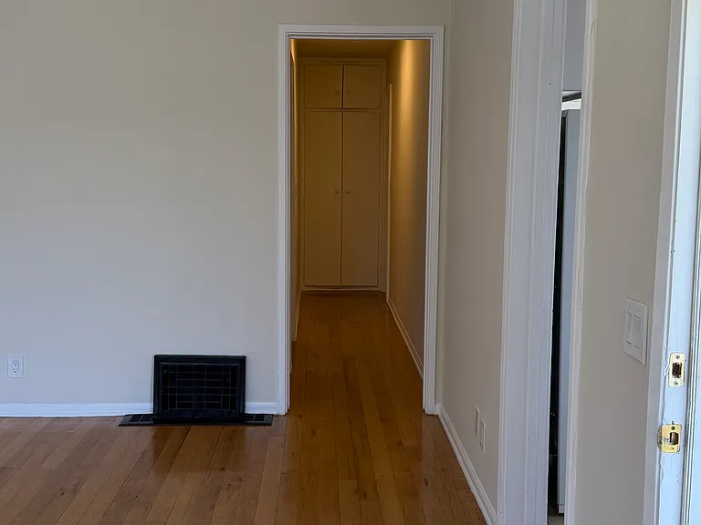 3850 Wade St — Photo 5