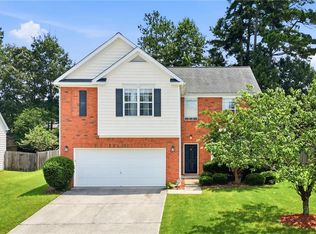 2123 Beacon Crest Dr, Buford, GA 30519