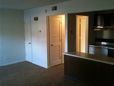 3rd image of 3015 Forest Hills Cir APT G