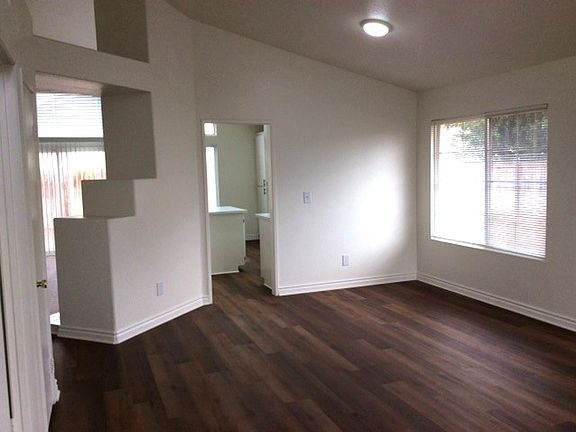 3rd image of 37065 Pine Valley Ct