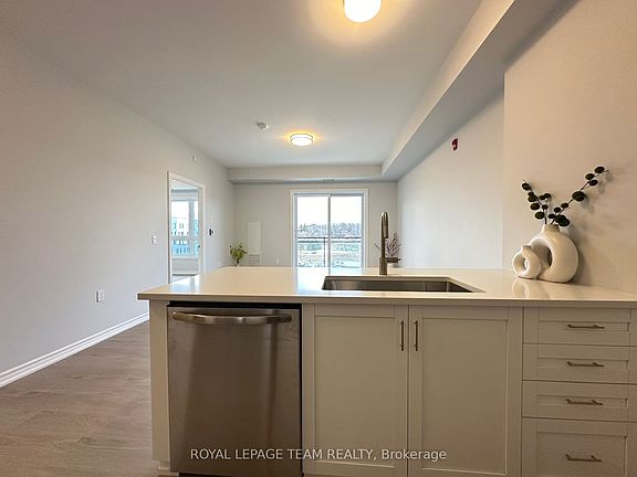 5th image of 1350 Hemlock Rd #504