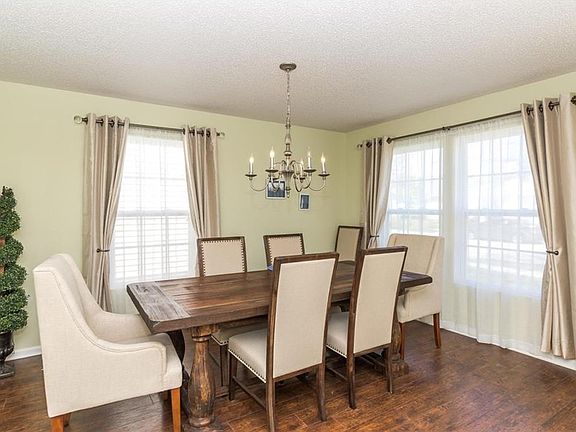 4th image of 14409 Black Farm Dr