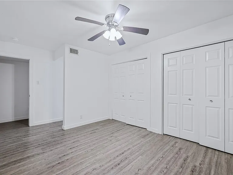 302 Easy St #B — Photo 12