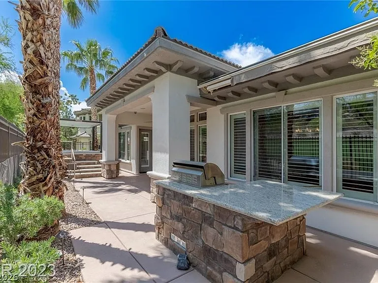 1447 Foothills Village Dr — Photo 33