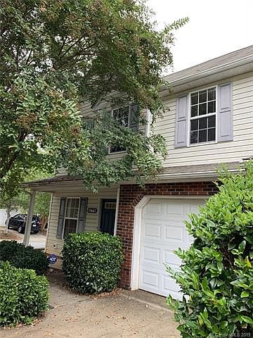 1st image of 10662 Greyhound Dr