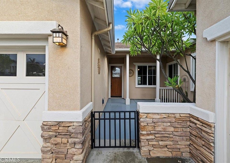 23833-23833 Fawnskin Dr, Corona, CA 92883 | MLS #IG25228232 | Zillow