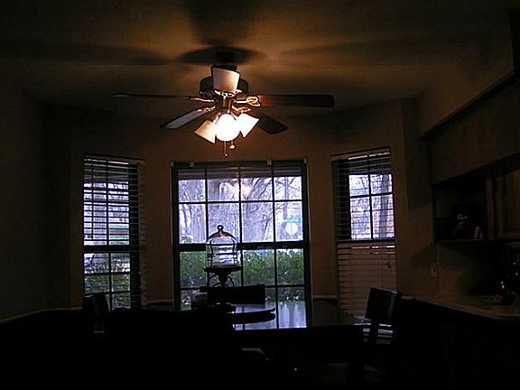 5th image of 2318 Briarwood Dr
