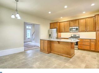 227 S 3rd St, Hamburg, PA 19526