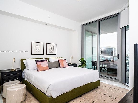 4th image of 851 NE 1st Ave #1408A