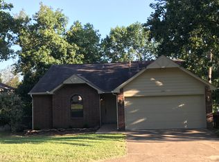 2001 Calgary Trl, Little Rock, AR 72211