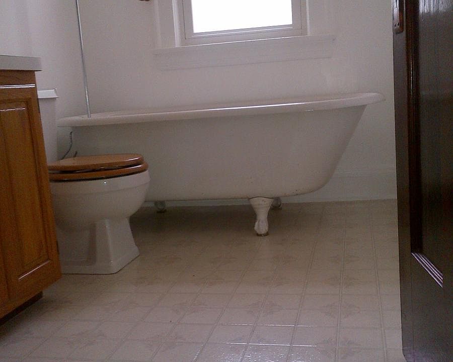 2nd image of 3985 E 52nd St