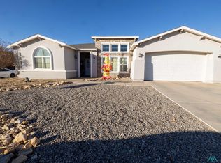 5318 W Dark Horse Rd, Hobbs, NM 88240