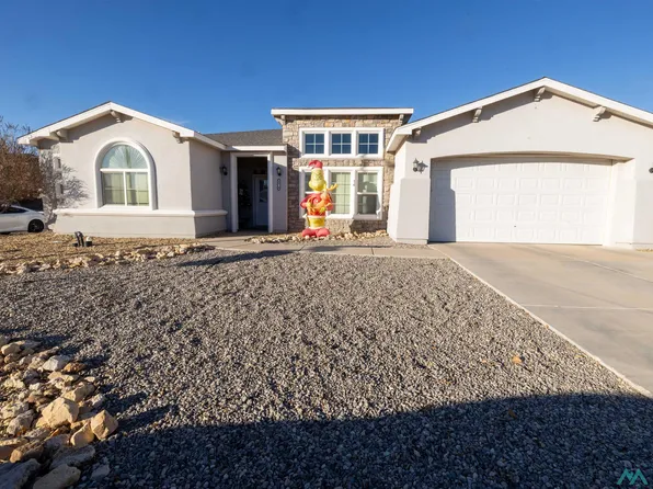 5318 W Dark Horse Rd, Hobbs, NM 88240