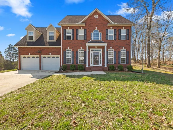 1143 Heathwood West Dr, Cookeville, TN 38506