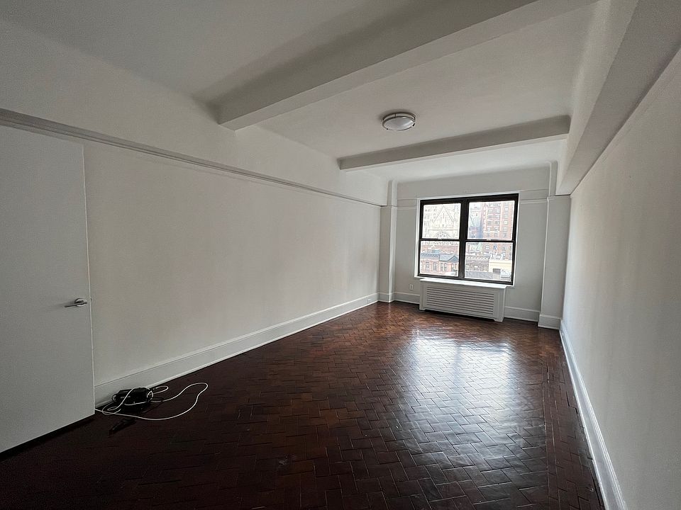1st image of 160 W 73rd St APT 8K