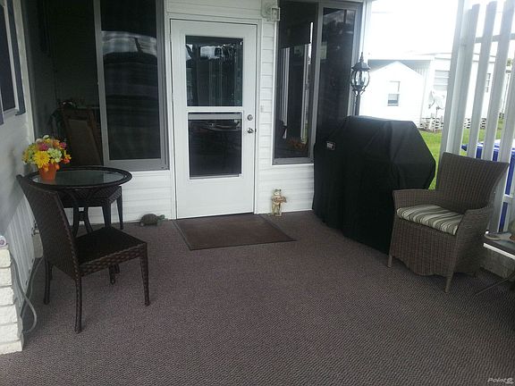 4th image of 303 Kimberly Dr