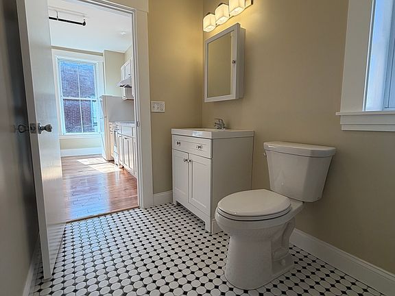 4th image of 25 Main St #7