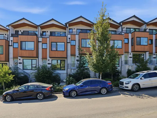 3901F S Cloverdale St, Seattle, WA