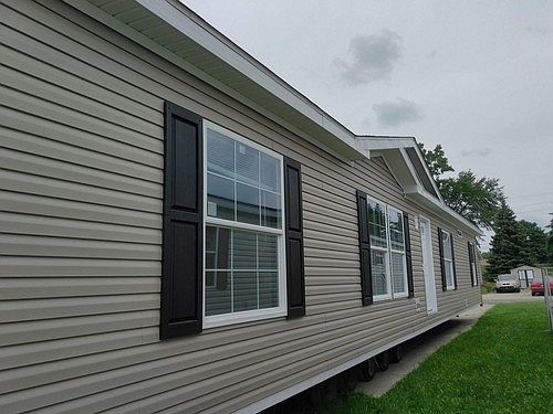 3rd image of 1989 White Oak Ln