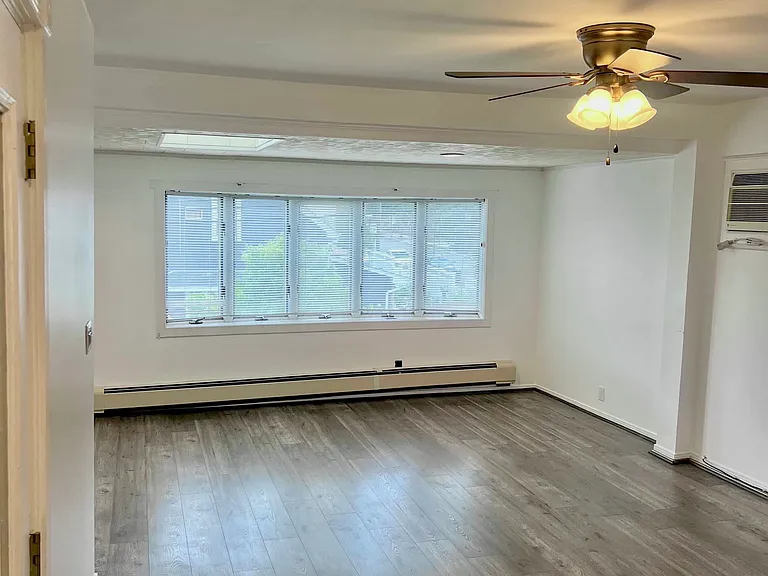 592 Central Ave #2 — Photo 3