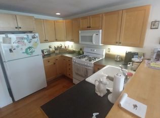 135 Main St APT 2, Burlington, VT 05401