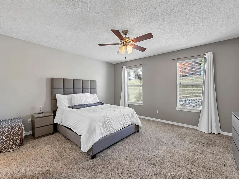 221 Trish Dr — Photo 19