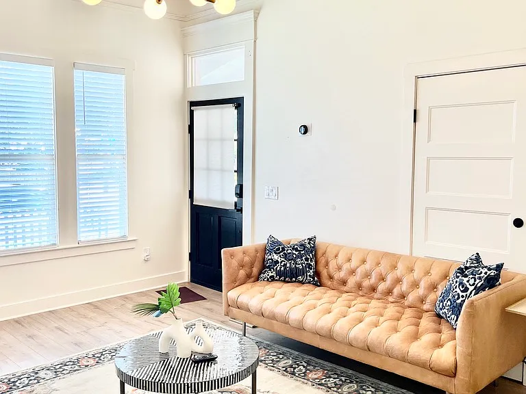 3001 N Morgan St #B — Photo 2