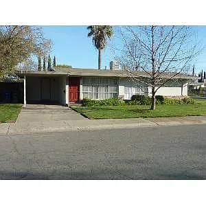 2481 27th Ave photo 1